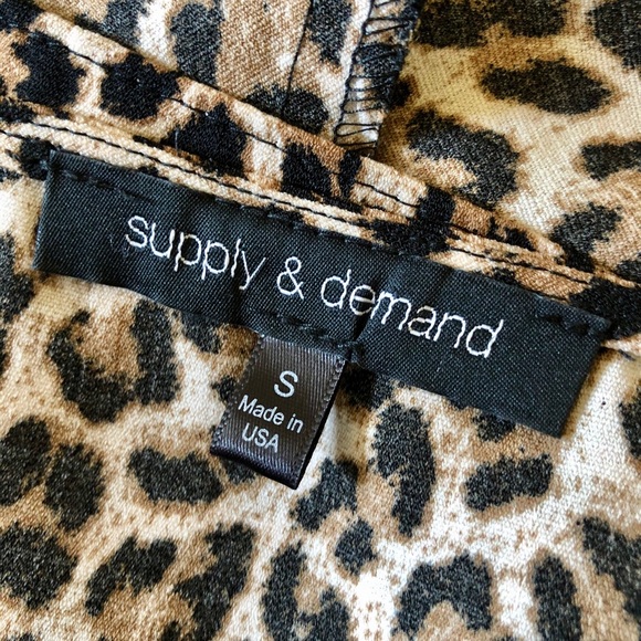 Supply and Demand leopard print tie blouse - Picture 6 of 7